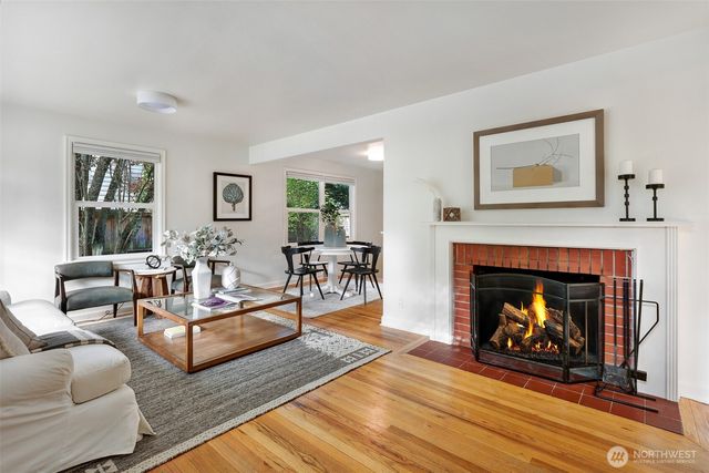 8044 38th Avenue NE, Seattle, WA 98115