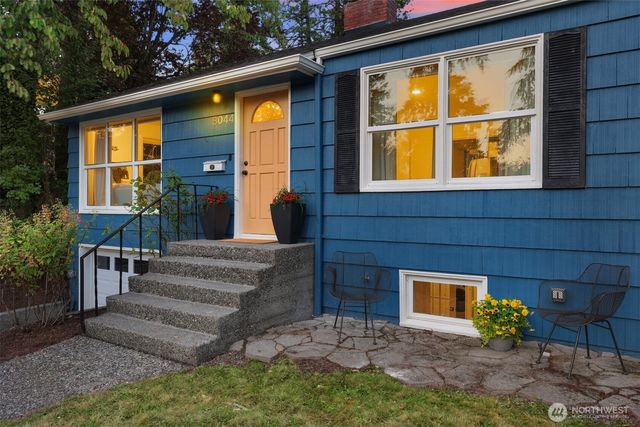 8044 38th Avenue NE, Seattle, WA 98115