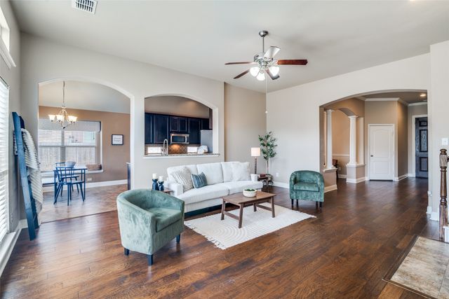 619 Louder Way, Fate, TX 75087