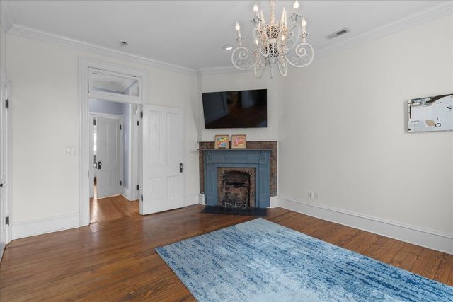 2111 Kirby Avenue, Chattanooga, TN 37404