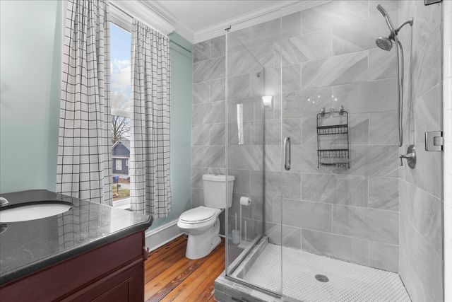 2111 Kirby Avenue, Chattanooga, TN 37404