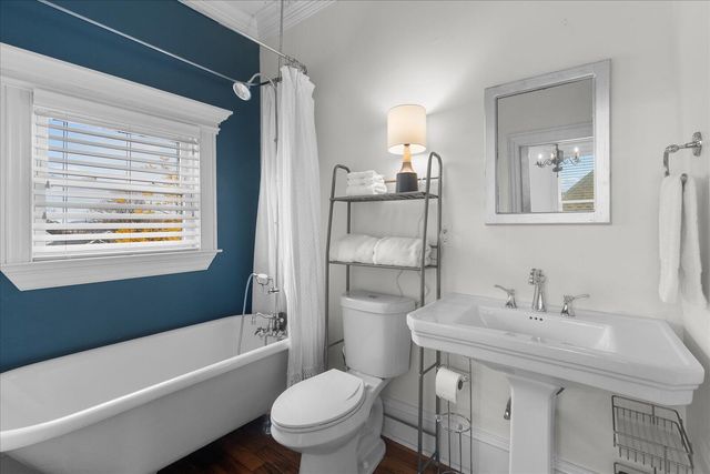 2111 Kirby Avenue, Chattanooga, TN 37404