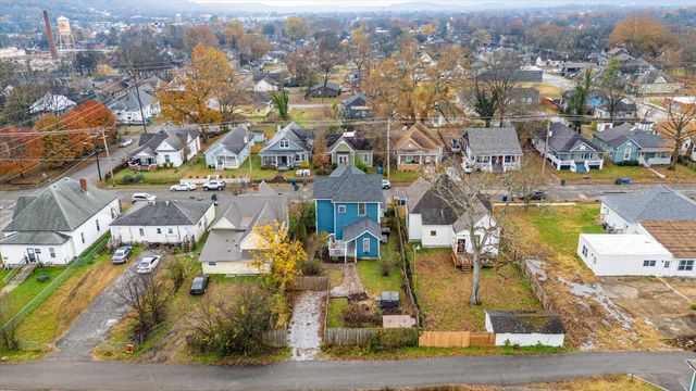 2111 Kirby Avenue, Chattanooga, TN 37404