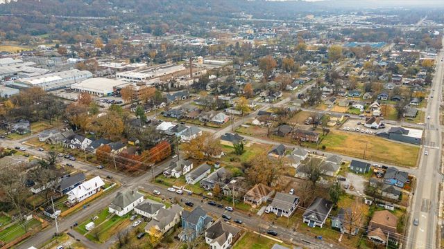 2111 Kirby Avenue, Chattanooga, TN 37404
