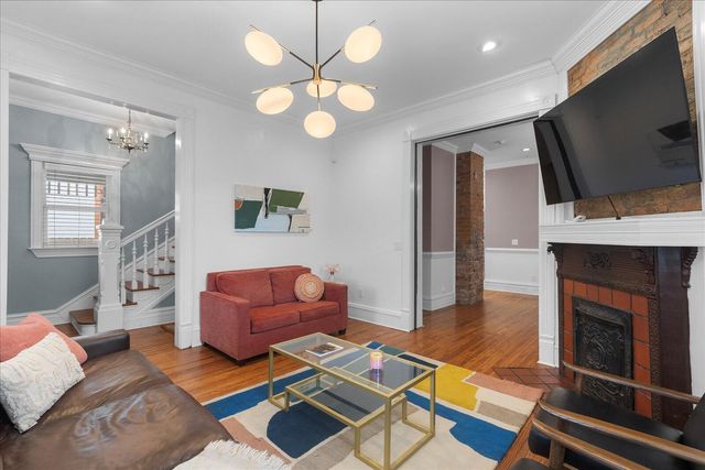 2111 Kirby Avenue, Chattanooga, TN 37404