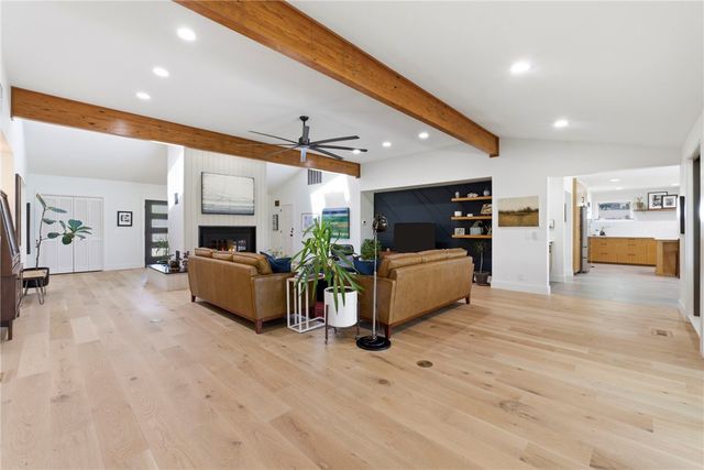 506 W Lakeview Drive, Springdale, AR 72764