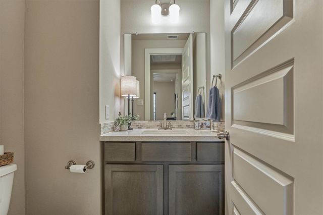 362 Cadence Hills Drive, Conroe, TX 77318