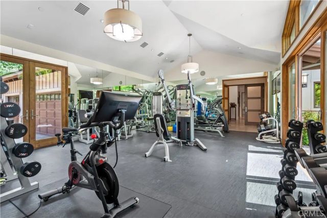 5824 JED SMITH Road, Hidden Hills, CA 91302