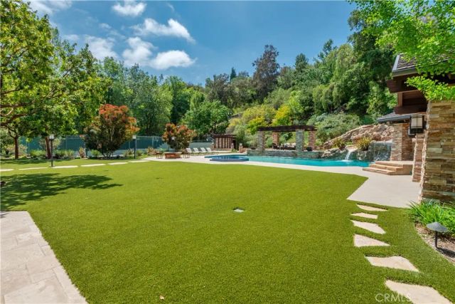 5824 JED SMITH Road, Hidden Hills, CA 91302