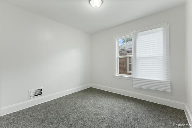13601 Northlawn Street, Detroit, MI 48238