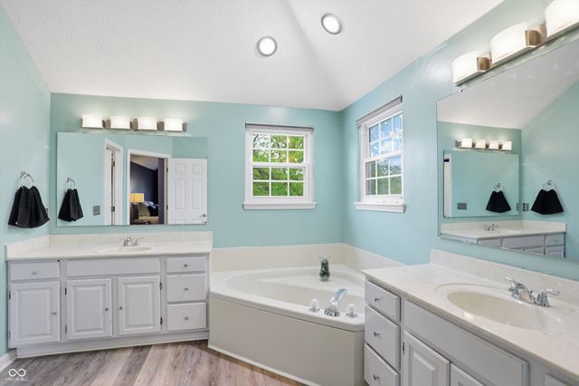 6520 Granny Smith Lane, Avon, IN 46123