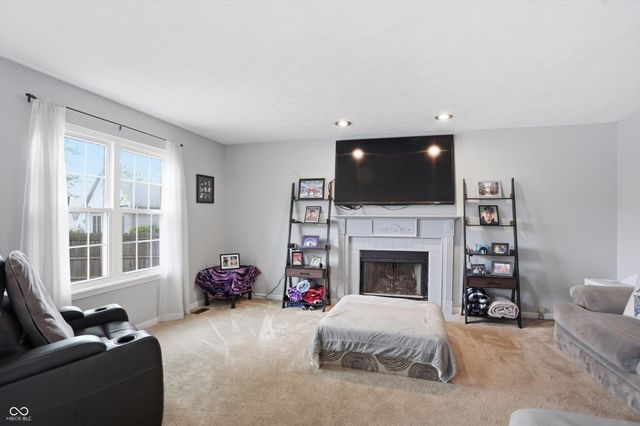 6520 Granny Smith Lane, Avon, IN 46123