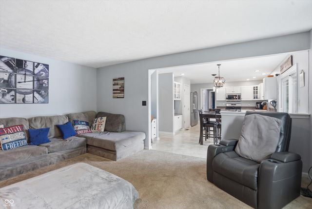 6520 Granny Smith Lane, Avon, IN 46123