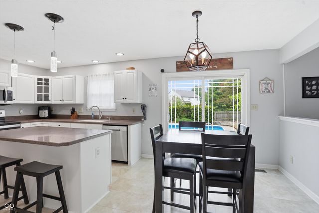 6520 Granny Smith Lane, Avon, IN 46123