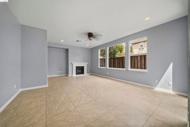 423 Toscana Way, Hayward, CA 94545