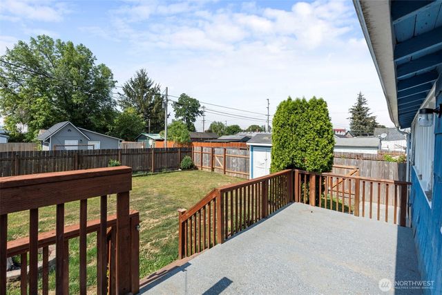 163 SW Cascade, Chehalis, WA 98532