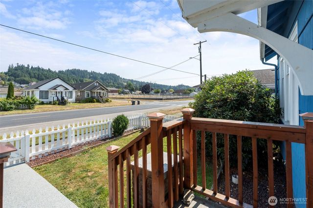 163 SW Cascade, Chehalis, WA 98532