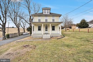 1596 NEW DANVILLE PIKE, Lancaster, PA 17603
