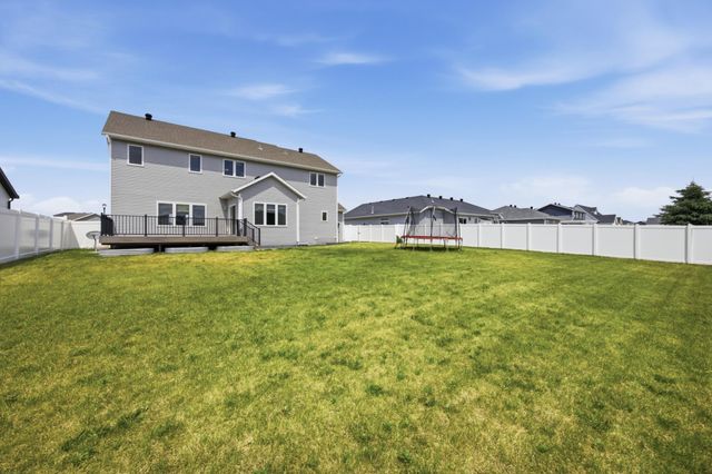 2736 70th Avenue S, Fargo, ND 58104