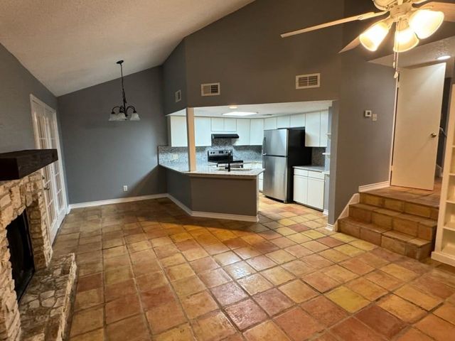 78 Villa Way, Coldspring, TX 77331
