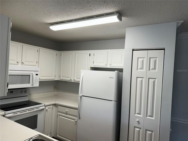 1920 SUMMER CLUB DRIVE 202, Oviedo, FL 32765