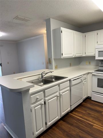 1920 SUMMER CLUB DRIVE 202, Oviedo, FL 32765