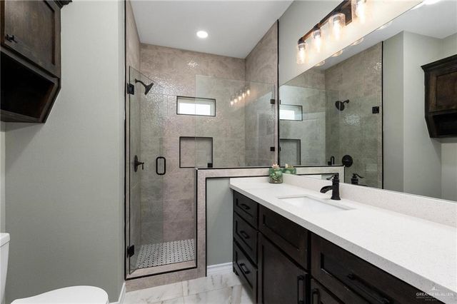 2320 Victoriano Street, Weslaco, TX 78596