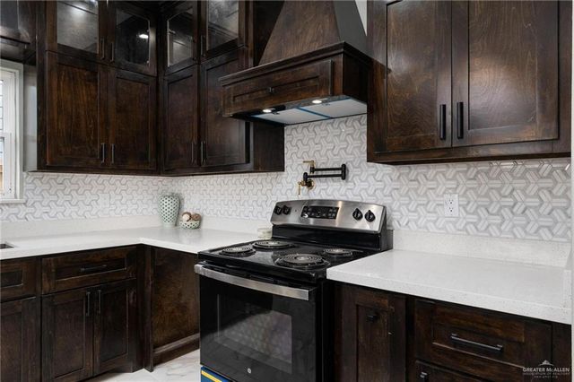 2320 Victoriano Street, Weslaco, TX 78596