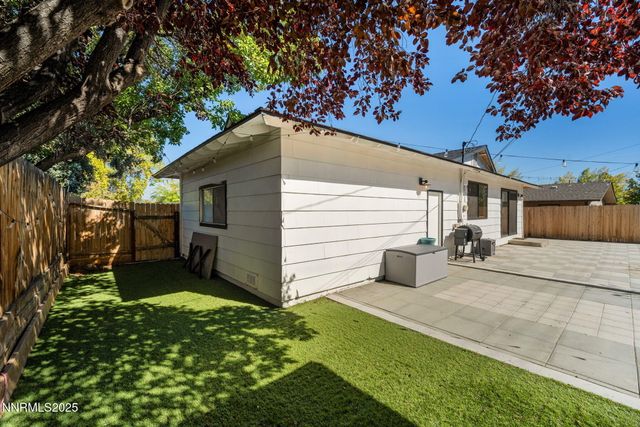 1175 Akard Drive, Reno, NV 89503