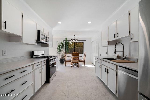 1175 Akard Drive, Reno, NV 89503