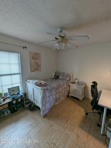 1586 N CRABAPPLE COVE Court, Jacksonville, FL 32225