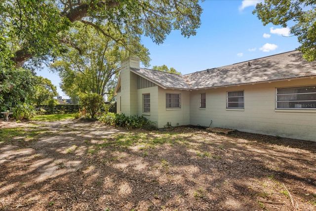 9001 LAKE CHARITY DRIVE, Maitland, FL 32751