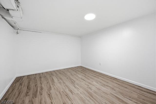 64 Longfellow Dr, Woodbridge Twp., NJ 07067