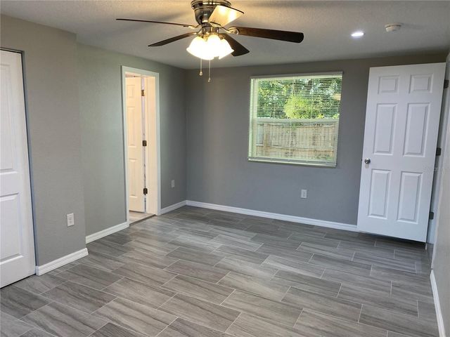 38415 9TH AVENUE, Zephyrhills, FL 33542