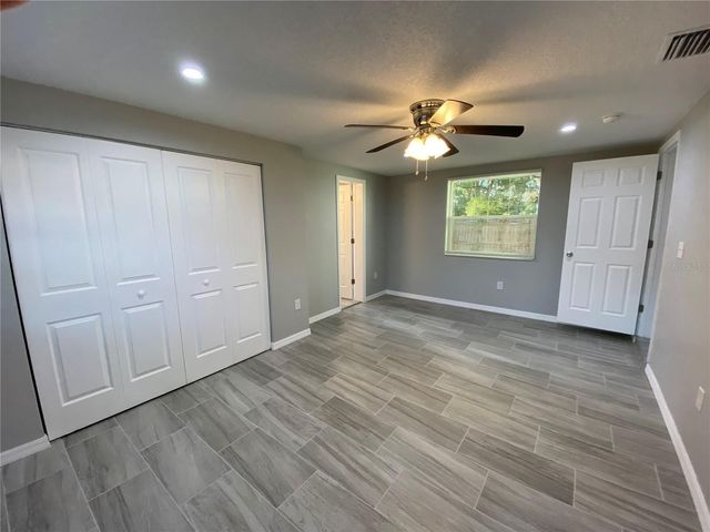 38415 9TH AVENUE, Zephyrhills, FL 33542