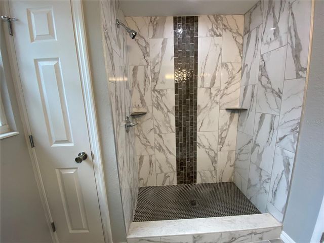 38415 9TH AVENUE, Zephyrhills, FL 33542