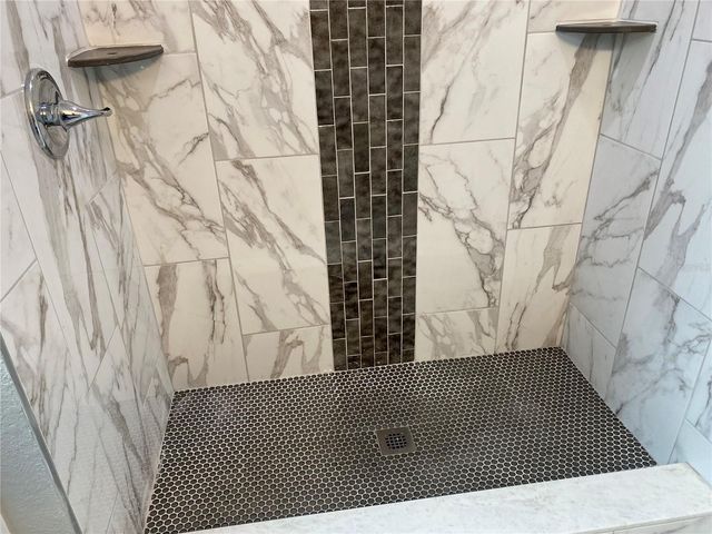 38415 9TH AVENUE, Zephyrhills, FL 33542