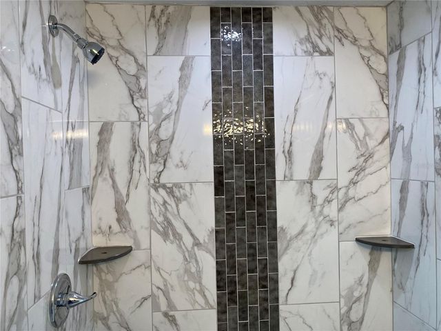 38415 9TH AVENUE, Zephyrhills, FL 33542