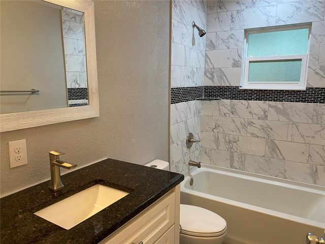 38415 9TH AVENUE, Zephyrhills, FL 33542