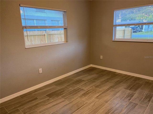 38415 9TH AVENUE, Zephyrhills, FL 33542