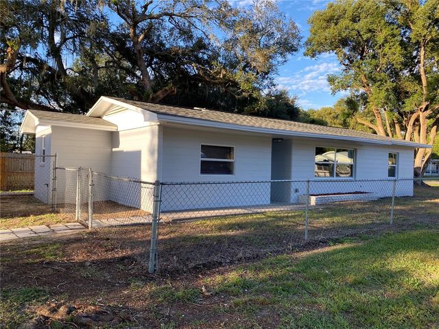 38415 9TH AVENUE, Zephyrhills, FL 33542