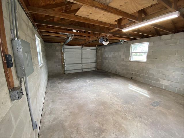 38415 9TH AVENUE, Zephyrhills, FL 33542