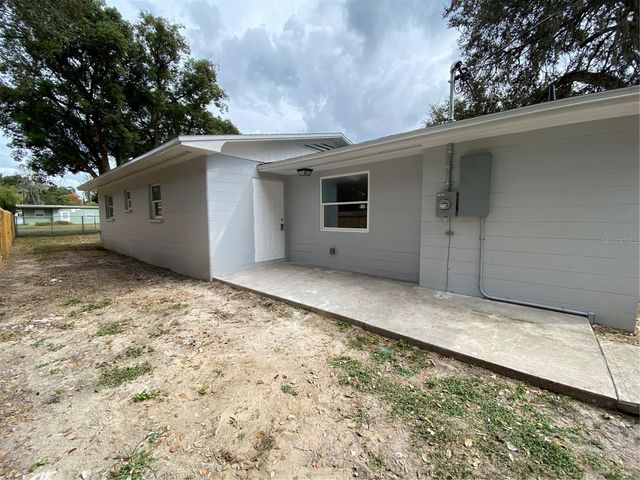 38415 9TH AVENUE, Zephyrhills, FL 33542