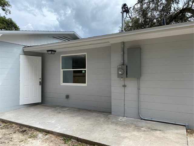 38415 9TH AVENUE, Zephyrhills, FL 33542