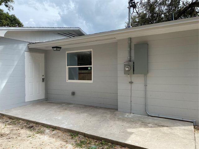 38415 9TH AVENUE, Zephyrhills, FL 33542