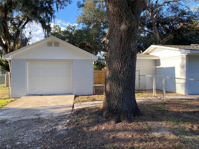 38415 9TH AVENUE, Zephyrhills, FL 33542