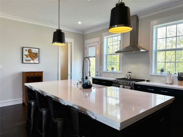 208 Tarrow Street, College Station, TX 77840