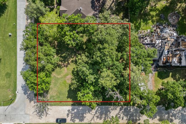508 Independence Drive, Friendswood, TX 77546