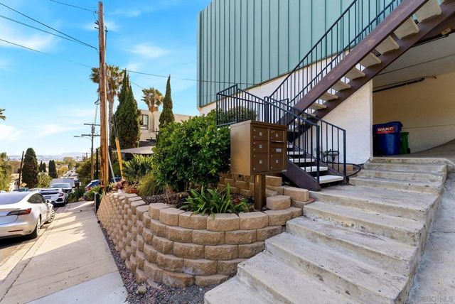 3774 Keating St, San Diego, CA 92110