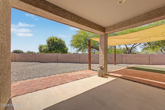 11427 W Spear Shaft Drive, Marana, AZ 85658